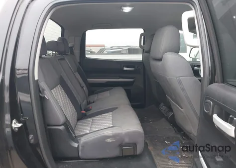 2019 Toyota Tundra Sr5 4.6L V8 z USA, uszkodzony, nr VIN 5TFEM5F15KX137016